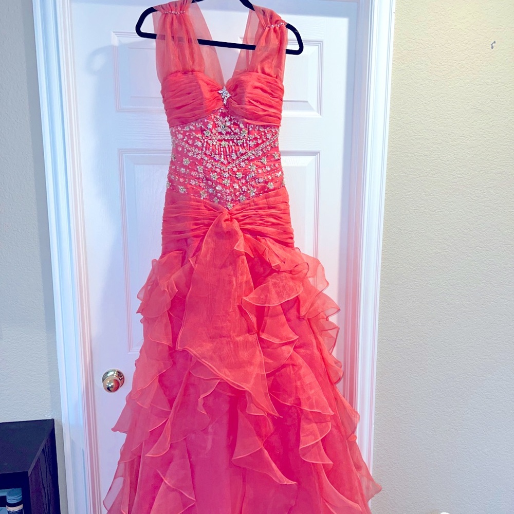 Beautiful party dress, ball gown